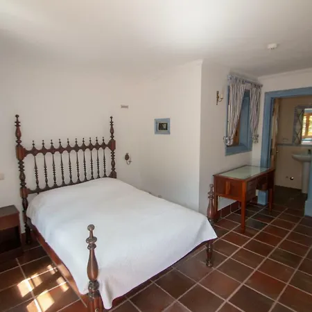 Pensión Quinta Da Azenha 3*